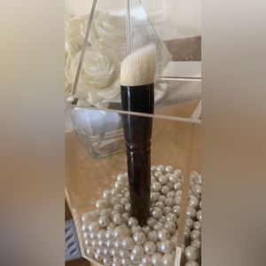Wayne Goss 01 Makeup Brush